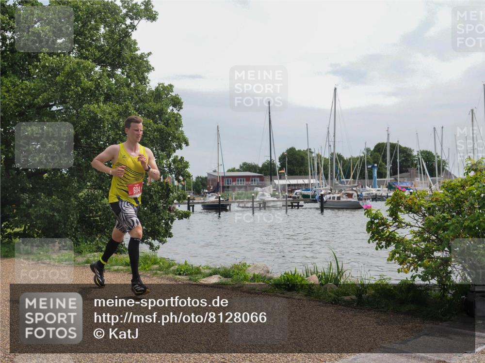22.06.2025 - Viking Triathlon KatJ http://msf.ph/oto/8128066 22.06.2025 13:51:34 Laufen 604 meine-sportfotos.de