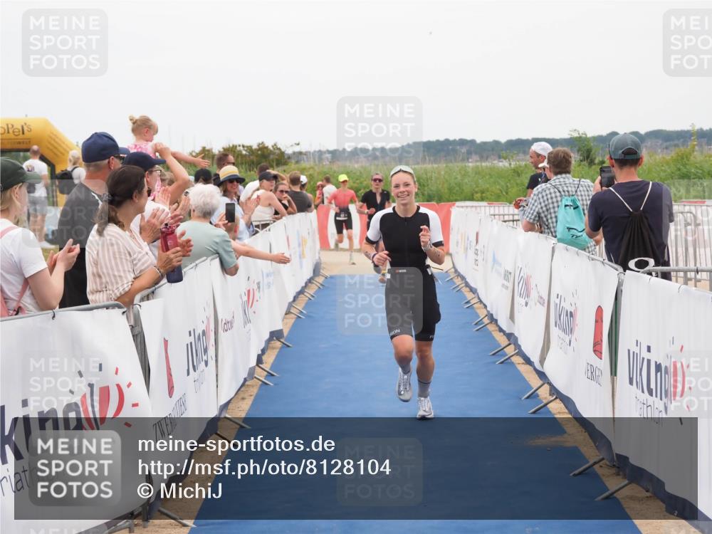 22.06.2025 - Viking Triathlon MichiJ http://msf.ph/oto/8128104 22.06.2025 15:25:51 Ziel 22, 44, 343 meine-sportfotos.de