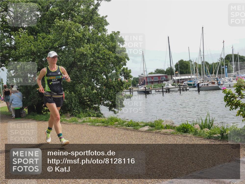 22.06.2025 - Viking Triathlon KatJ http://msf.ph/oto/8128116 22.06.2025 13:51:48 Laufen 636 meine-sportfotos.de