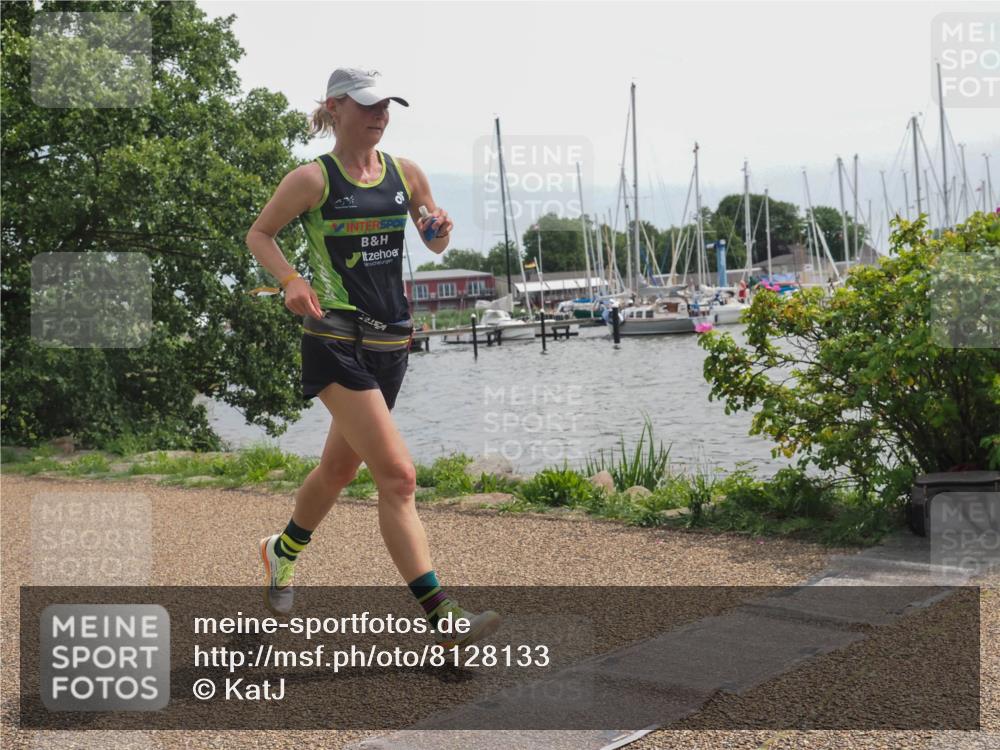 22.06.2025 - Viking Triathlon KatJ http://msf.ph/oto/8128133 22.06.2025 13:51:49 Laufen 636 meine-sportfotos.de