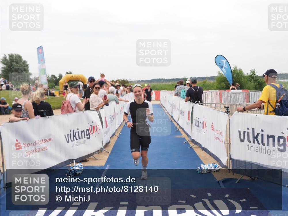 22.06.2025 - Viking Triathlon MichiJ http://msf.ph/oto/8128140 22.06.2025 15:25:52 Ziel 22, 44, 343 meine-sportfotos.de