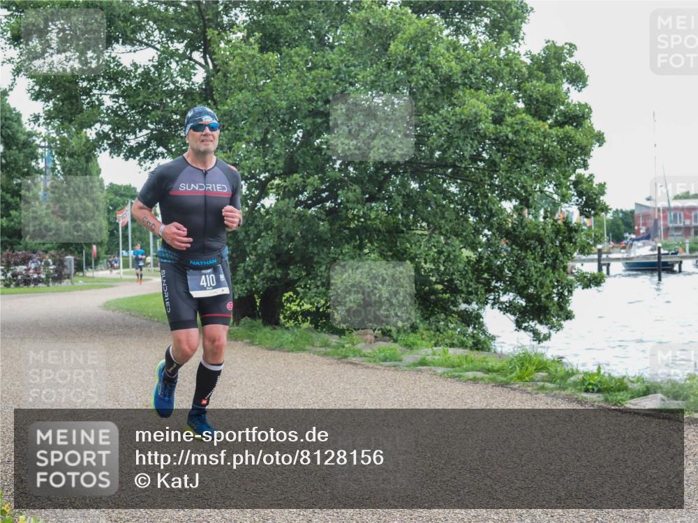 22.06.2025 - Viking Triathlon KatJ http://msf.ph/oto/8128156 22.06.2025 15:35:45 Laufen 410, 439 meine-sportfotos.de