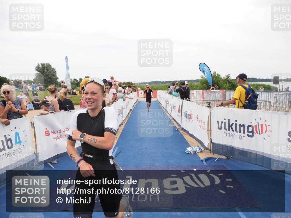 22.06.2025 - Viking Triathlon MichiJ http://msf.ph/oto/8128166 22.06.2025 15:25:53 Ziel 22, 44, 343 meine-sportfotos.de