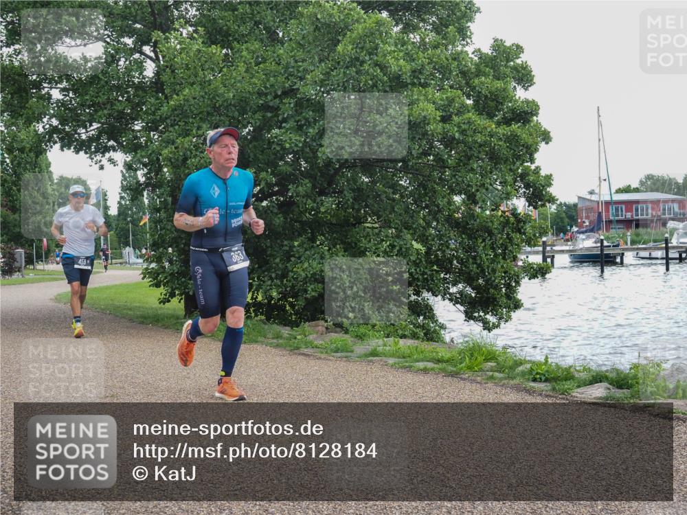 22.06.2025 - Viking Triathlon KatJ http://msf.ph/oto/8128184 22.06.2025 15:36:03 Laufen 363, 459 meine-sportfotos.de