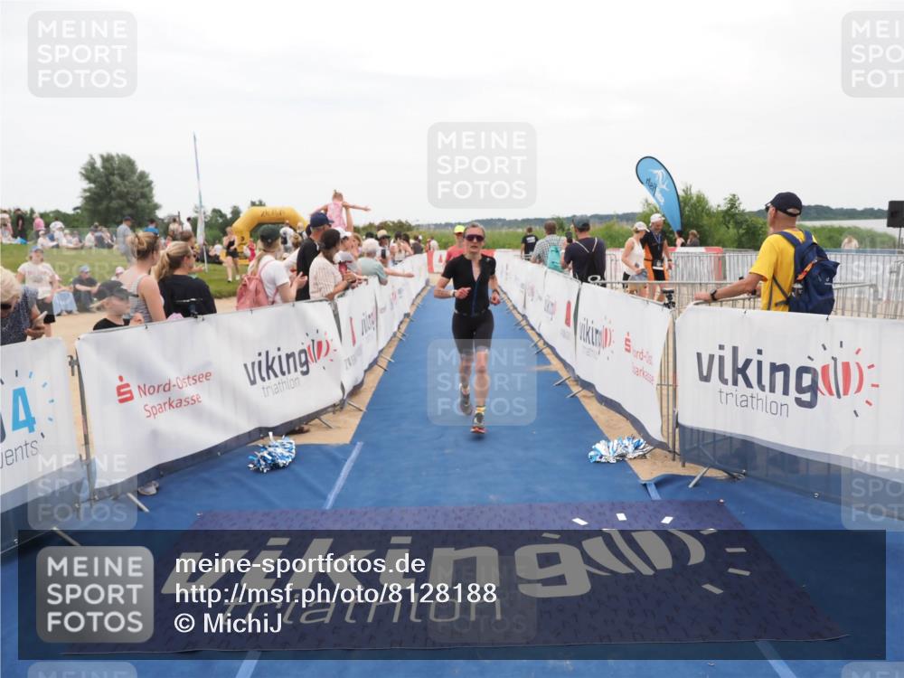 22.06.2025 - Viking Triathlon MichiJ http://msf.ph/oto/8128188 22.06.2025 15:25:55 Ziel 22, 44, 343 meine-sportfotos.de