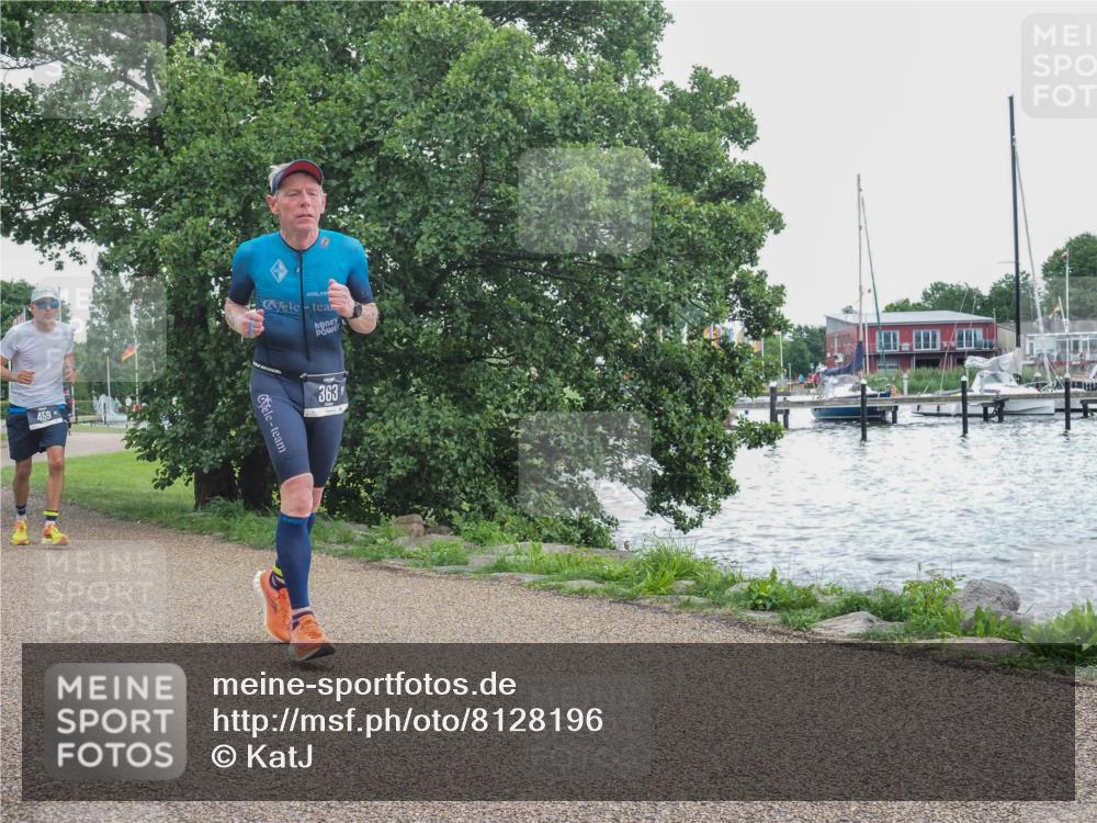 22.06.2025 - Viking Triathlon KatJ http://msf.ph/oto/8128196 22.06.2025 15:36:03 Laufen 363, 459 meine-sportfotos.de