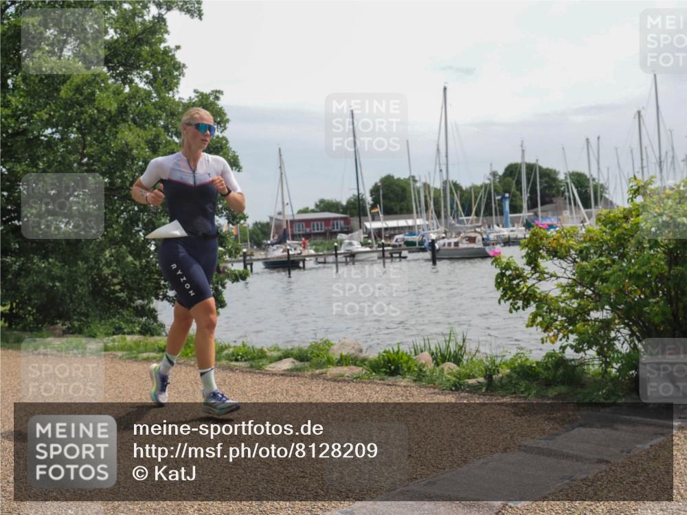 22.06.2025 - Viking Triathlon KatJ http://msf.ph/oto/8128209 22.06.2025 13:52:08 Laufen 18, 249, 491 meine-sportfotos.de