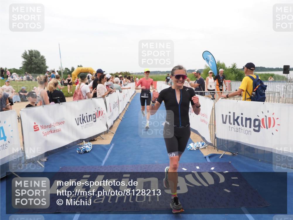 22.06.2025 - Viking Triathlon MichiJ http://msf.ph/oto/8128213 22.06.2025 15:25:56 Ziel 22, 44, 343 meine-sportfotos.de