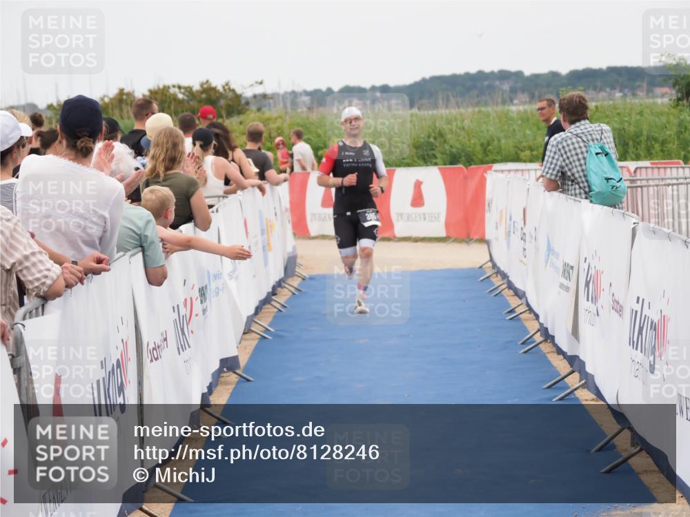 22.06.2025 - Viking Triathlon MichiJ http://msf.ph/oto/8128246 22.06.2025 15:26:35 Ziel 385 meine-sportfotos.de
