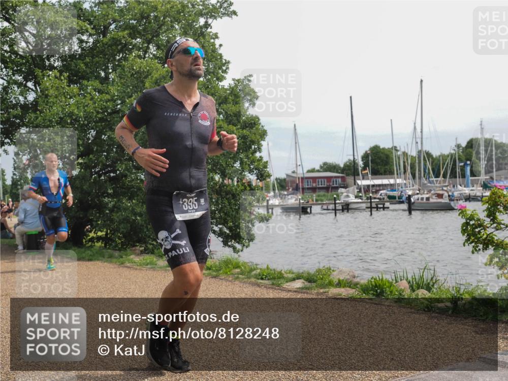 22.06.2025 - Viking Triathlon KatJ http://msf.ph/oto/8128248 22.06.2025 13:52:17 Laufen 347, 395 meine-sportfotos.de