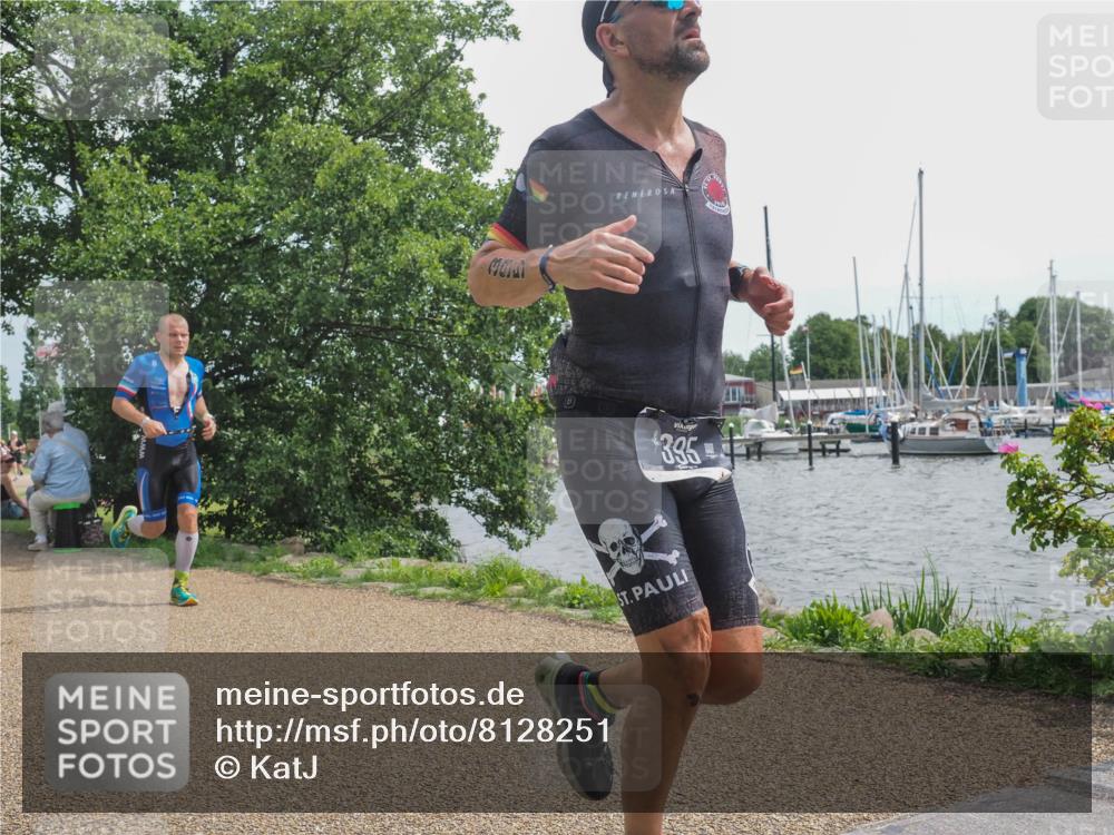 22.06.2025 - Viking Triathlon KatJ http://msf.ph/oto/8128251 22.06.2025 13:52:17 Laufen 347, 395 meine-sportfotos.de