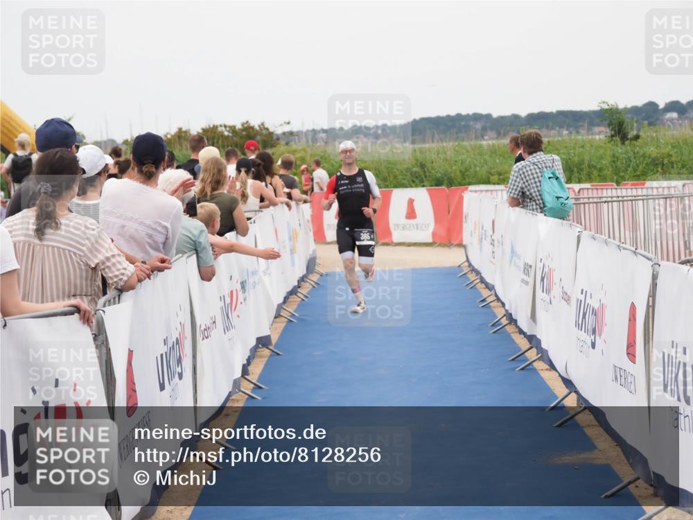 22.06.2025 - Viking Triathlon MichiJ http://msf.ph/oto/8128256 22.06.2025 15:26:35 Ziel 385 meine-sportfotos.de