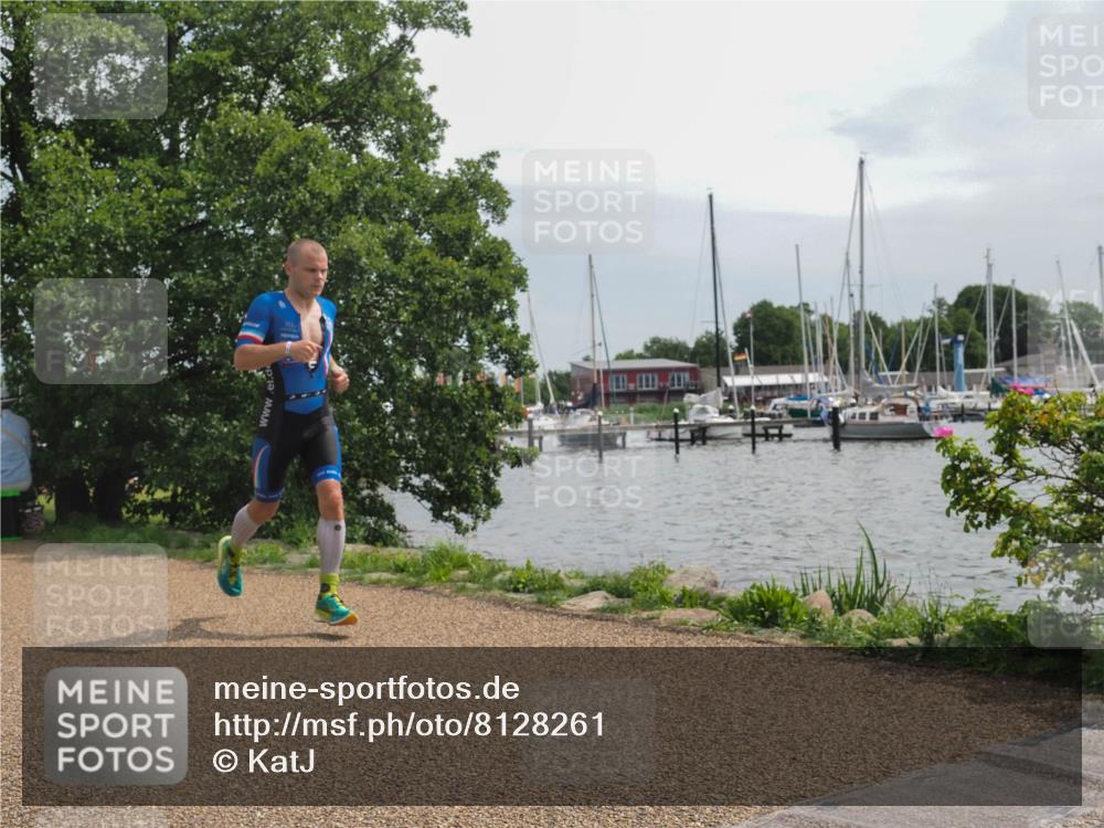 22.06.2025 - Viking Triathlon KatJ http://msf.ph/oto/8128261 22.06.2025 13:52:18 Laufen 347, 395 meine-sportfotos.de