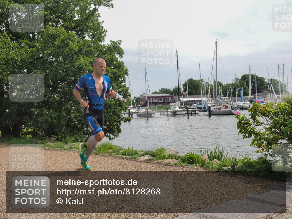 22.06.2025 - Viking Triathlon KatJ http://msf.ph/oto/8128268 22.06.2025 13:52:18 Laufen 347, 395 meine-sportfotos.de