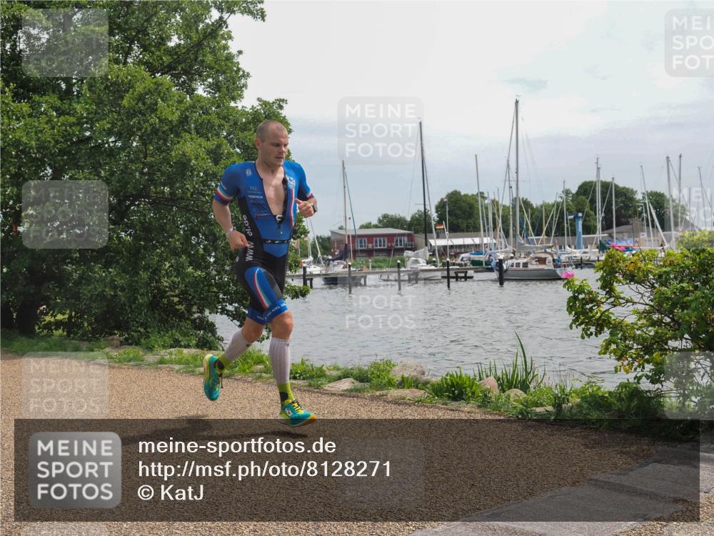 22.06.2025 - Viking Triathlon KatJ http://msf.ph/oto/8128271 22.06.2025 13:52:18 Laufen 347, 395 meine-sportfotos.de