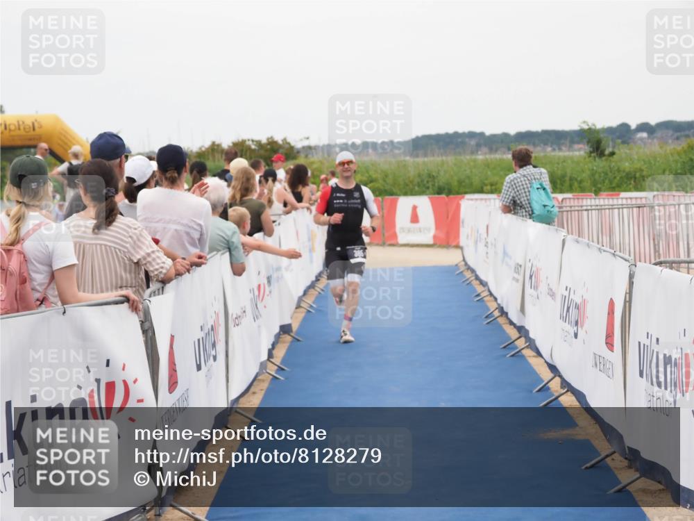 22.06.2025 - Viking Triathlon MichiJ http://msf.ph/oto/8128279 22.06.2025 15:26:36 Ziel 385 meine-sportfotos.de