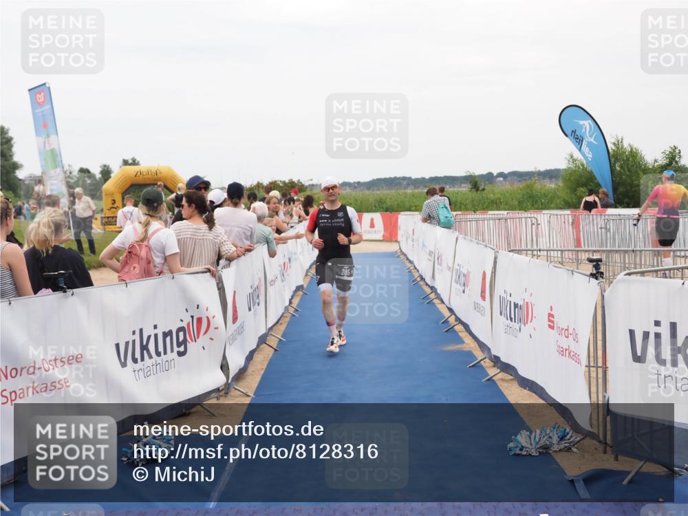 22.06.2025 - Viking Triathlon MichiJ http://msf.ph/oto/8128316 22.06.2025 15:26:38 Ziel 385 meine-sportfotos.de