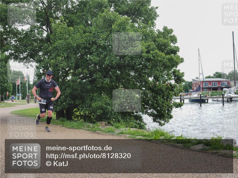 22.06.2025 - Viking Triathlon KatJ http://msf.ph/oto/8128320 22.06.2025 15:36:24 Laufen 191 meine-sportfotos.de