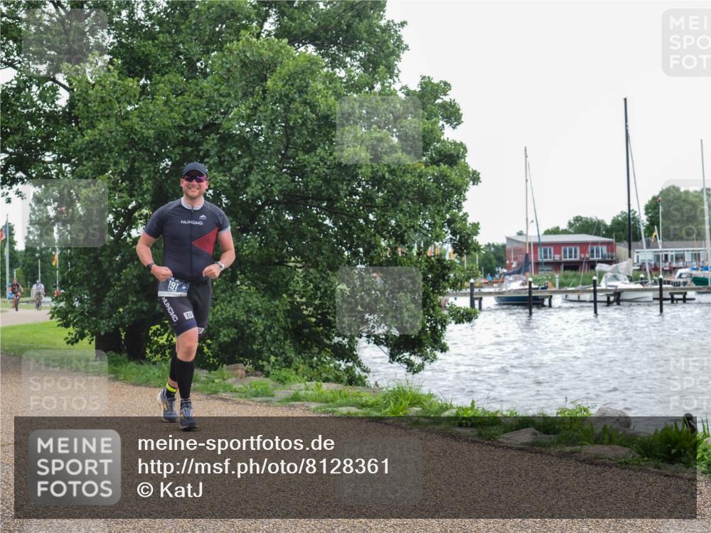 22.06.2025 - Viking Triathlon KatJ http://msf.ph/oto/8128361 22.06.2025 15:36:25 Laufen 191 meine-sportfotos.de