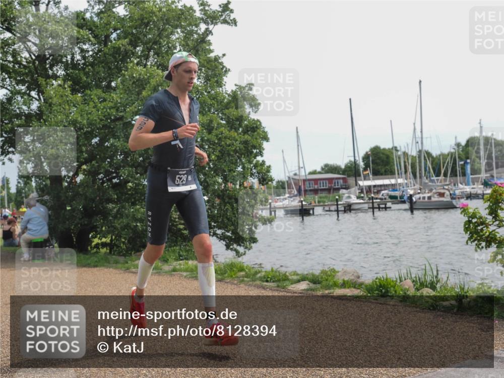 22.06.2025 - Viking Triathlon KatJ http://msf.ph/oto/8128394 22.06.2025 13:52:40 Laufen 525, 529 meine-sportfotos.de
