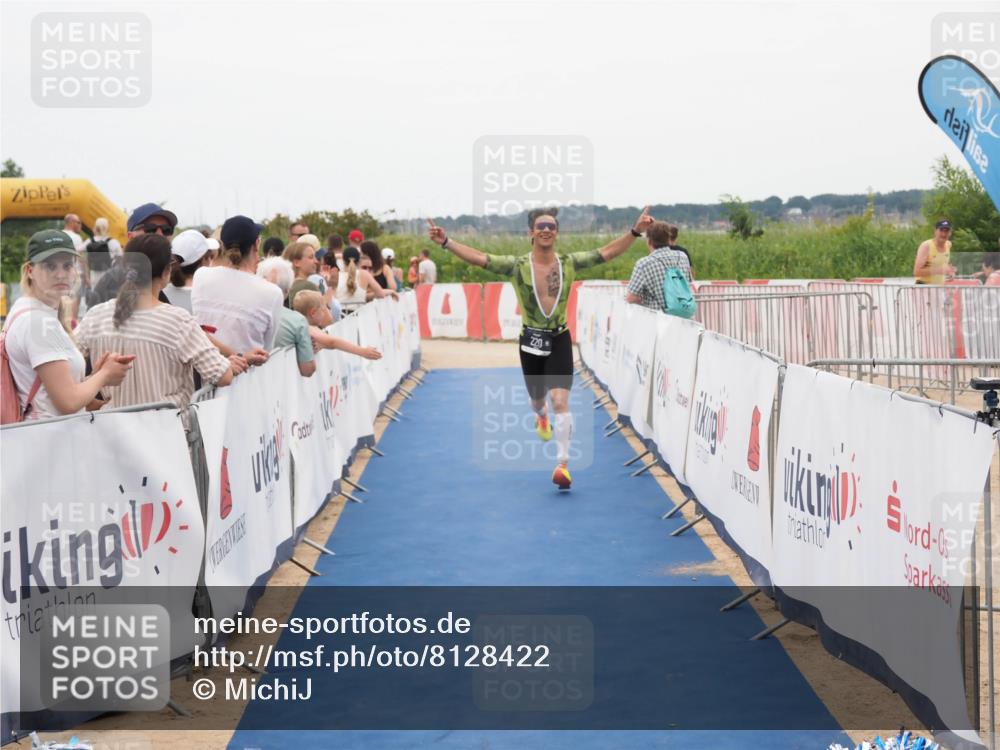 22.06.2025 - Viking Triathlon MichiJ http://msf.ph/oto/8128422 22.06.2025 15:26:44 Ziel 220 meine-sportfotos.de