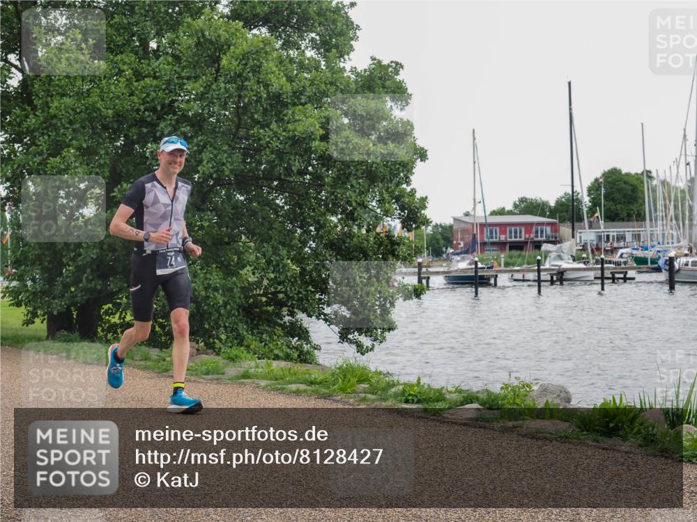 22.06.2025 - Viking Triathlon KatJ http://msf.ph/oto/8128427 22.06.2025 15:37:04 Laufen 74 meine-sportfotos.de