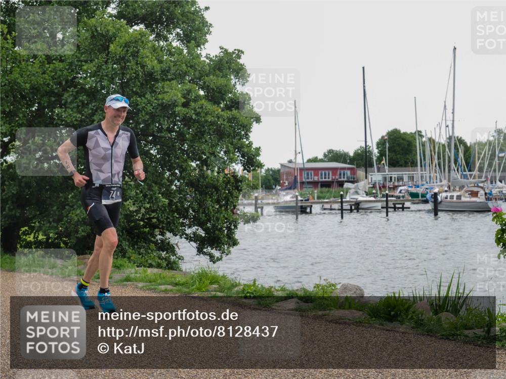 22.06.2025 - Viking Triathlon KatJ http://msf.ph/oto/8128437 22.06.2025 15:37:04 Laufen 74 meine-sportfotos.de