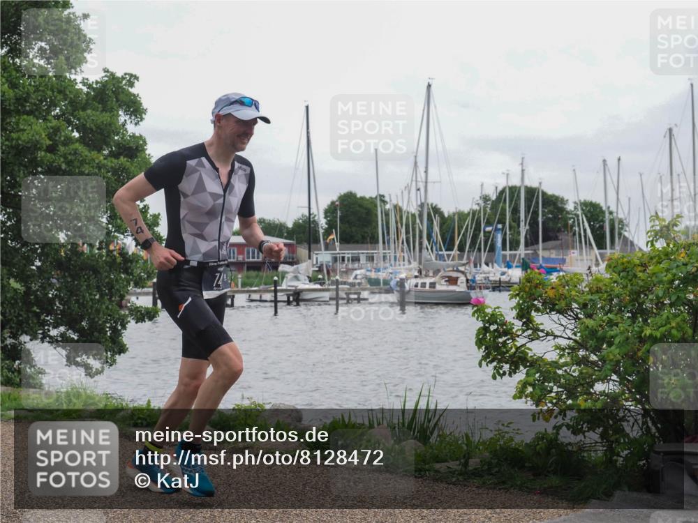22.06.2025 - Viking Triathlon KatJ http://msf.ph/oto/8128472 22.06.2025 15:37:05 Laufen 74 meine-sportfotos.de