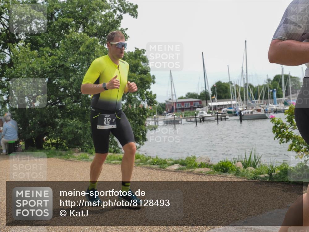 22.06.2025 - Viking Triathlon KatJ http://msf.ph/oto/8128493 22.06.2025 13:52:56 Laufen 155, 202, 236, 312 meine-sportfotos.de