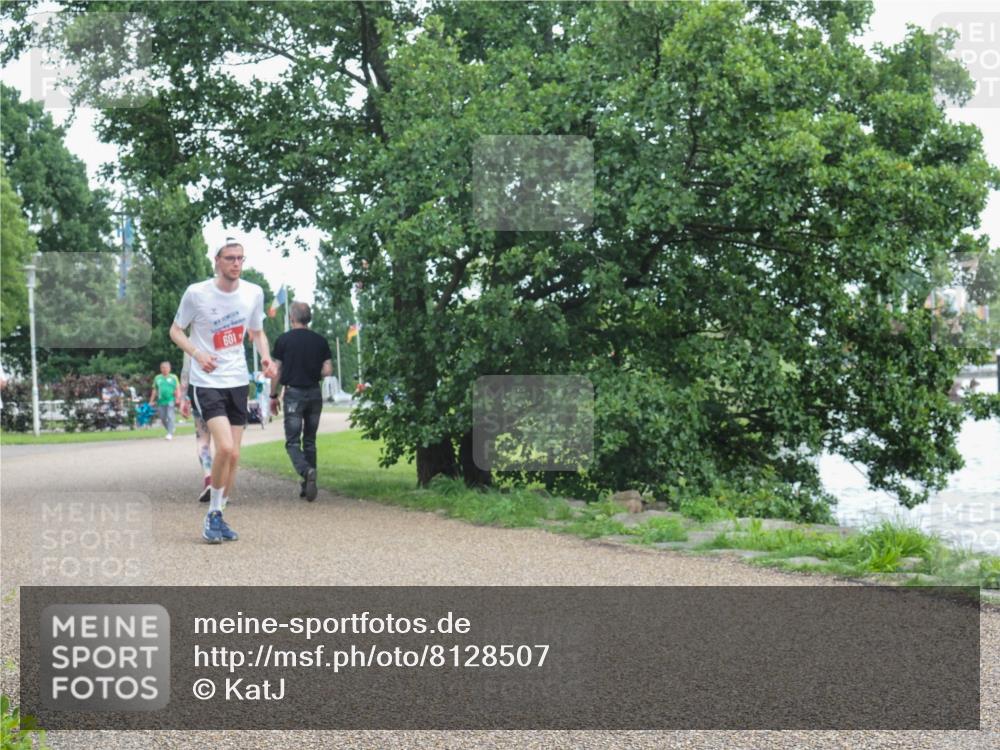 22.06.2025 - Viking Triathlon KatJ http://msf.ph/oto/8128507 22.06.2025 15:37:47 Laufen 601 meine-sportfotos.de