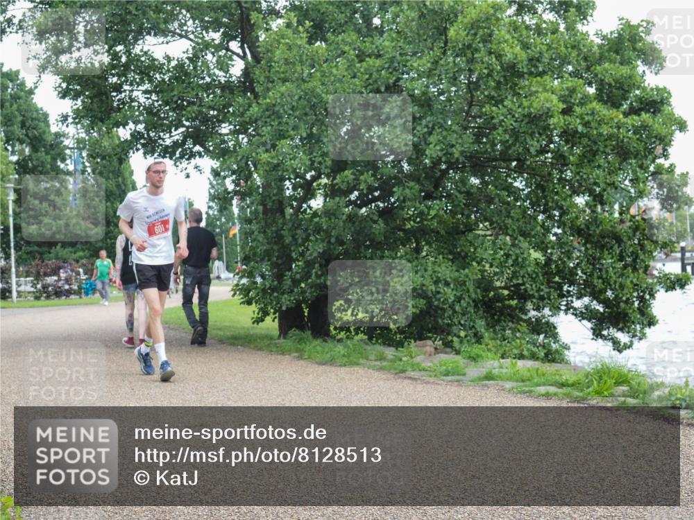 22.06.2025 - Viking Triathlon KatJ http://msf.ph/oto/8128513 22.06.2025 15:37:48 Laufen 601 meine-sportfotos.de