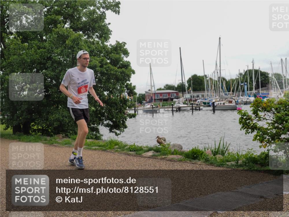 22.06.2025 - Viking Triathlon KatJ http://msf.ph/oto/8128551 22.06.2025 15:37:50 Laufen 601 meine-sportfotos.de
