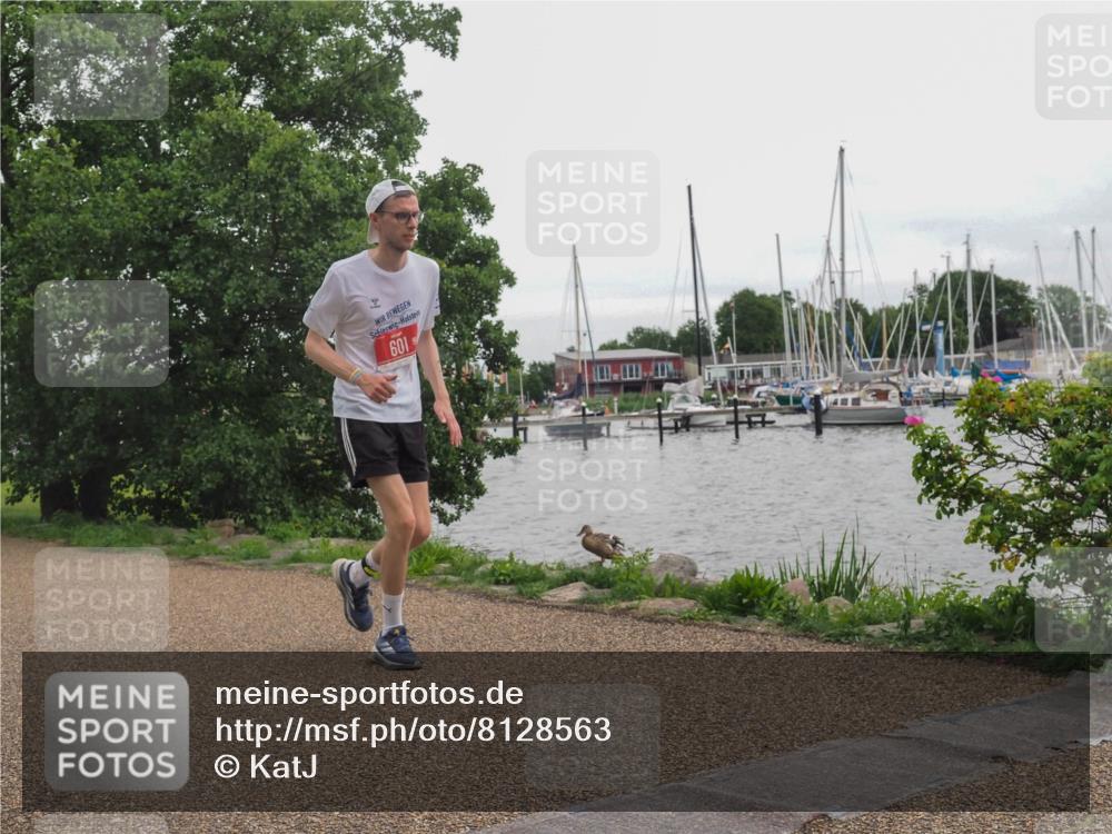 22.06.2025 - Viking Triathlon KatJ http://msf.ph/oto/8128563 22.06.2025 15:37:50 Laufen 601 meine-sportfotos.de