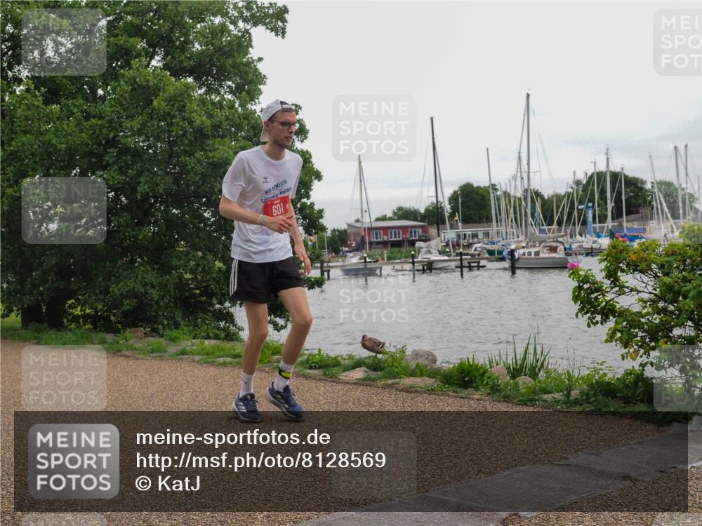 22.06.2025 - Viking Triathlon KatJ http://msf.ph/oto/8128569 22.06.2025 15:37:50 Laufen 601 meine-sportfotos.de