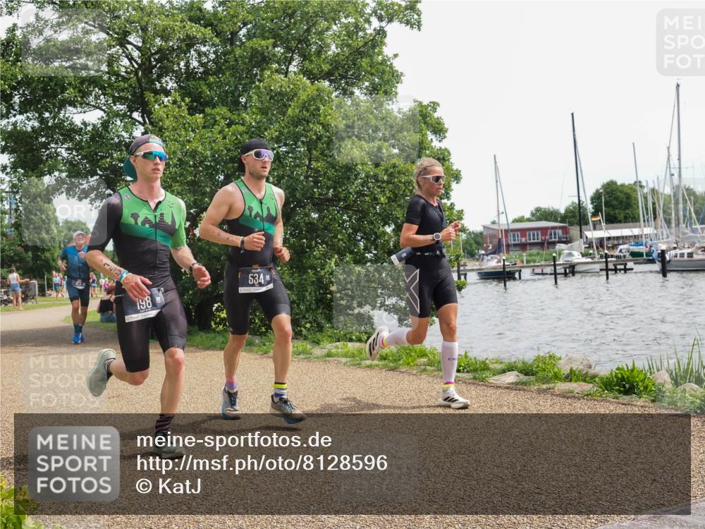 22.06.2025 - Viking Triathlon KatJ http://msf.ph/oto/8128596 22.06.2025 13:53:14 Laufen 60, 195, 198, 226, 534 meine-sportfotos.de
