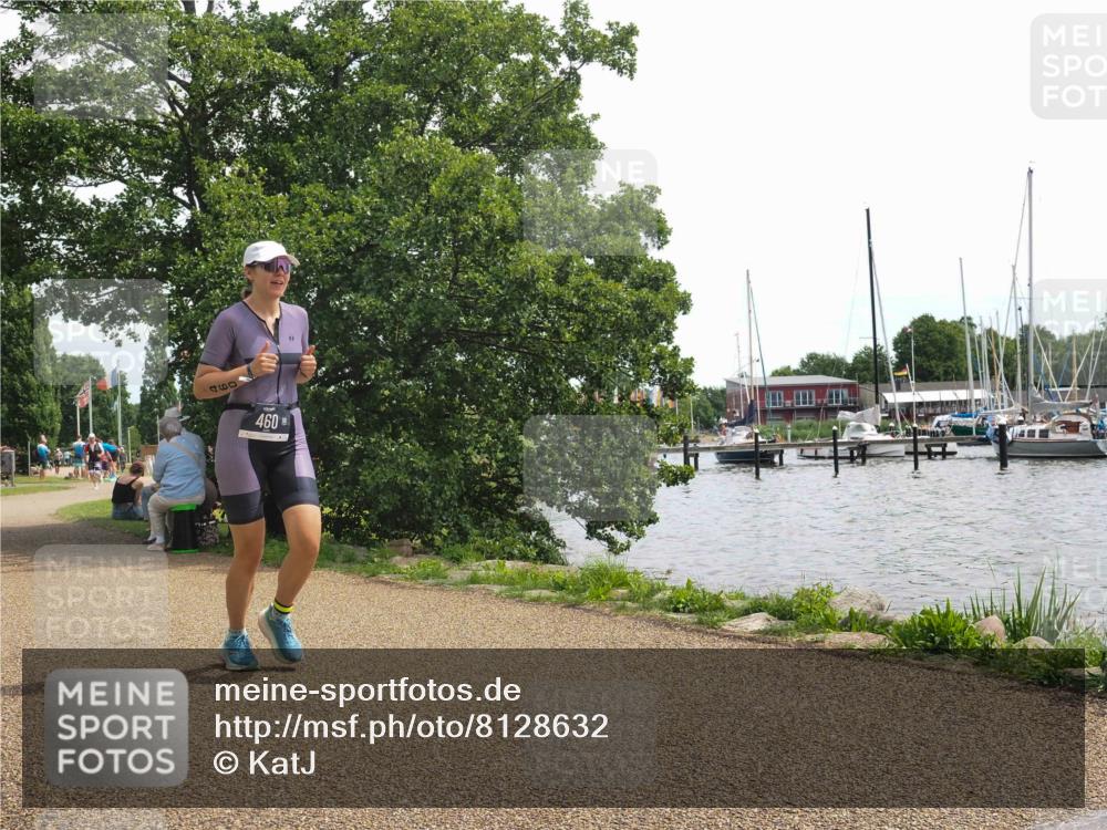 22.06.2025 - Viking Triathlon KatJ http://msf.ph/oto/8128632 22.06.2025 13:53:35 Laufen 460 meine-sportfotos.de