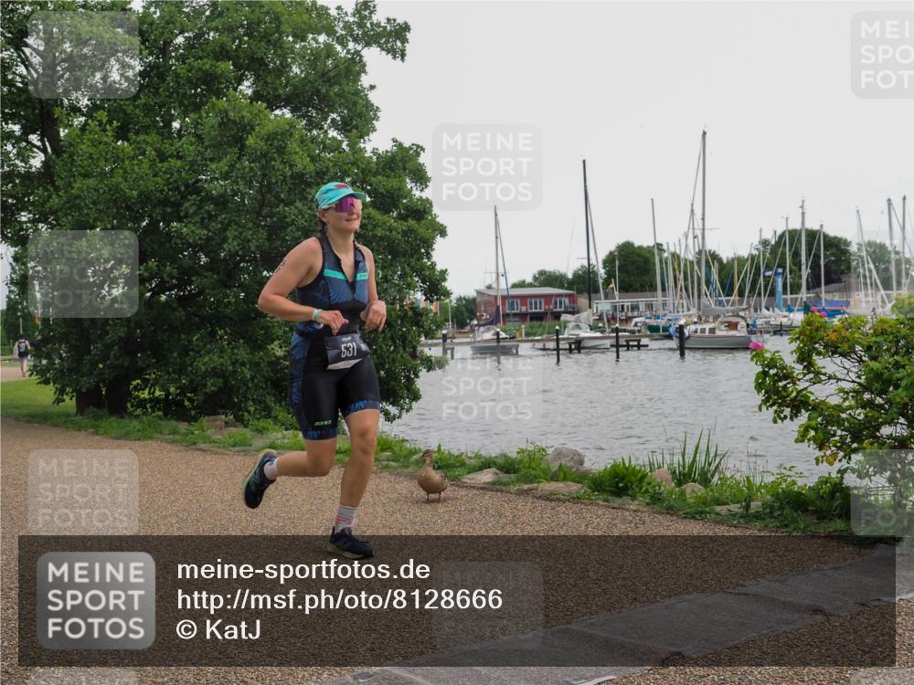 22.06.2025 - Viking Triathlon KatJ http://msf.ph/oto/8128666 22.06.2025 15:38:11 Laufen 531 meine-sportfotos.de