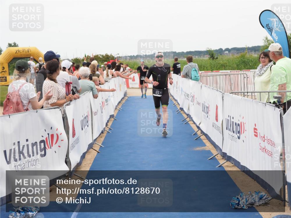 22.06.2025 - Viking Triathlon MichiJ http://msf.ph/oto/8128670 22.06.2025 15:27:08 Ziel 370, 375 meine-sportfotos.de