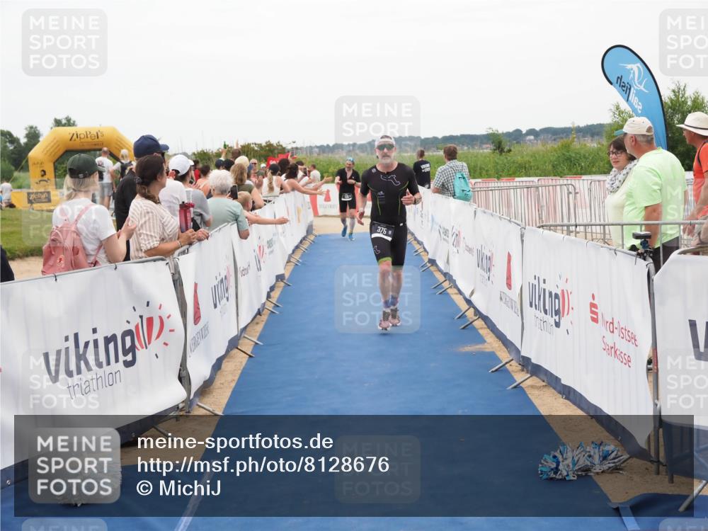 22.06.2025 - Viking Triathlon MichiJ http://msf.ph/oto/8128676 22.06.2025 15:27:08 Ziel 370, 375 meine-sportfotos.de