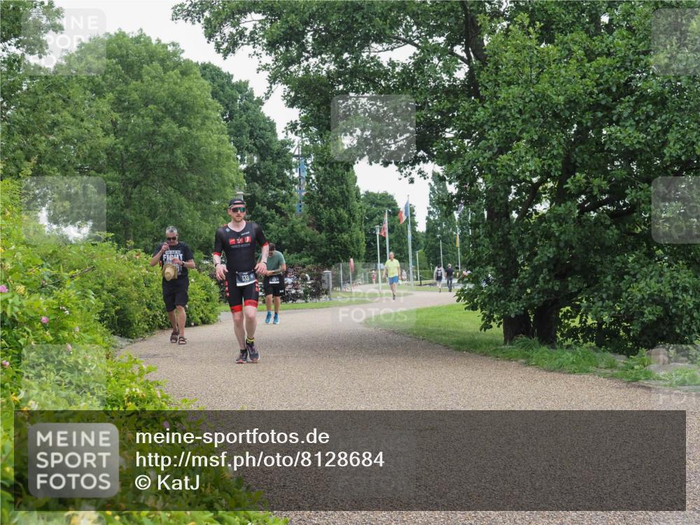 22.06.2025 - Viking Triathlon KatJ http://msf.ph/oto/8128684 22.06.2025 15:38:35 Laufen 133 meine-sportfotos.de