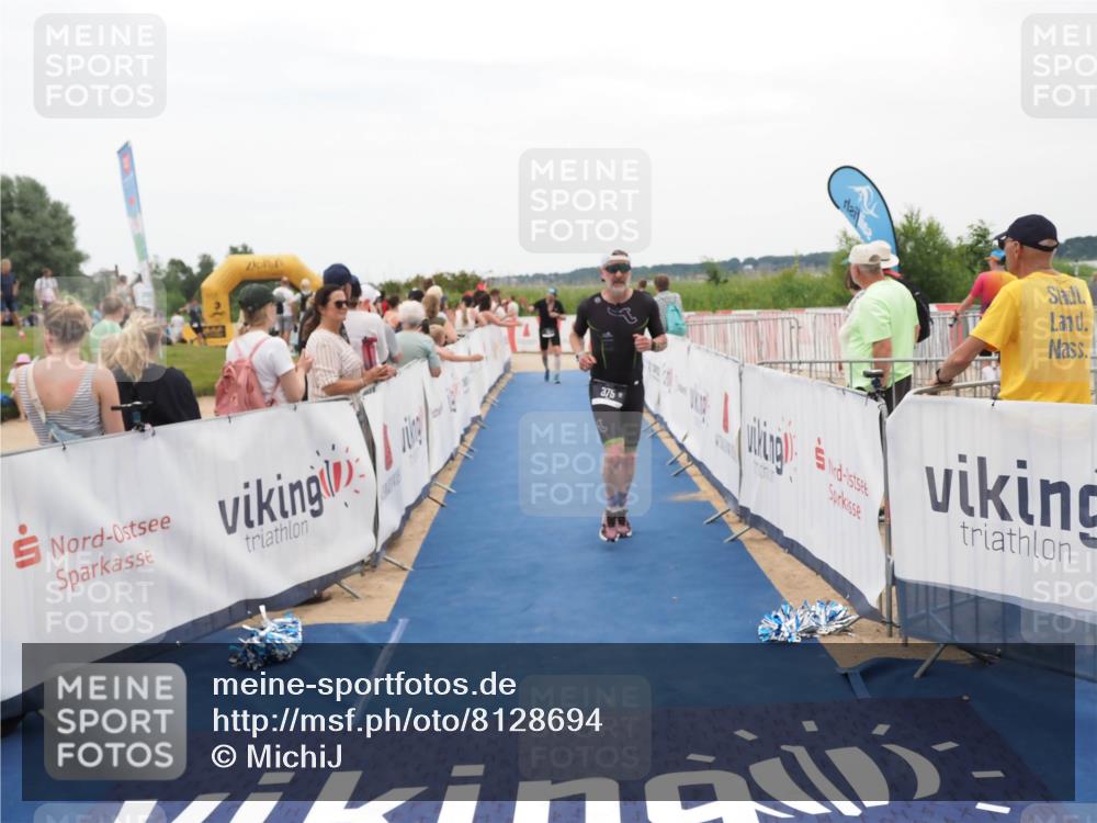22.06.2025 - Viking Triathlon MichiJ http://msf.ph/oto/8128694 22.06.2025 15:27:09 Ziel 370, 375 meine-sportfotos.de