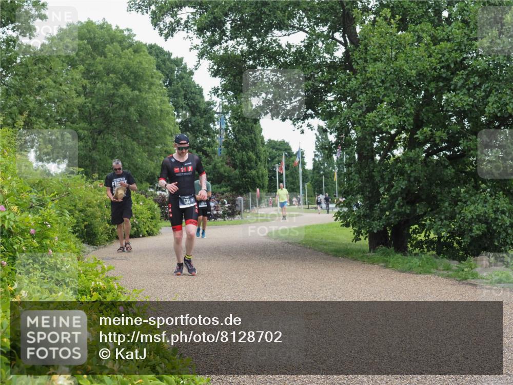 22.06.2025 - Viking Triathlon KatJ http://msf.ph/oto/8128702 22.06.2025 15:38:35 Laufen 133 meine-sportfotos.de
