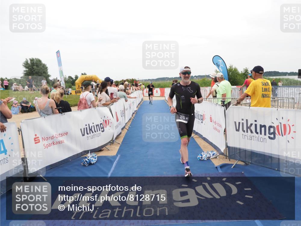 22.06.2025 - Viking Triathlon MichiJ http://msf.ph/oto/8128715 22.06.2025 15:27:10 Ziel 370, 375 meine-sportfotos.de