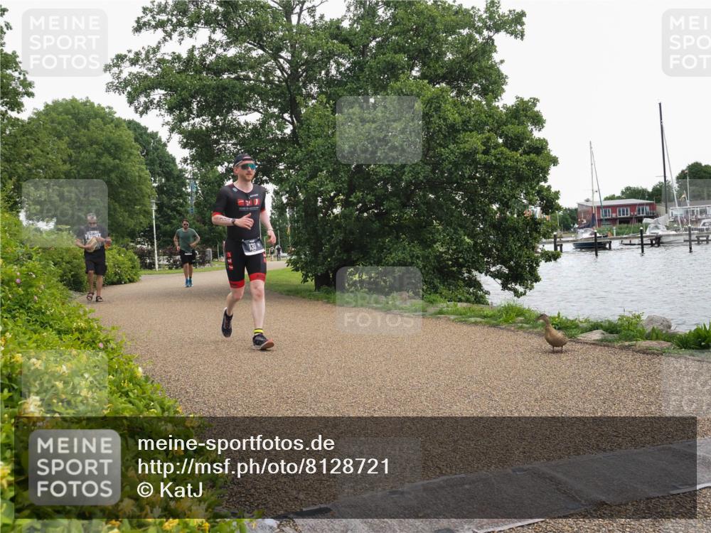 22.06.2025 - Viking Triathlon KatJ http://msf.ph/oto/8128721 22.06.2025 15:38:37 Laufen 133 meine-sportfotos.de