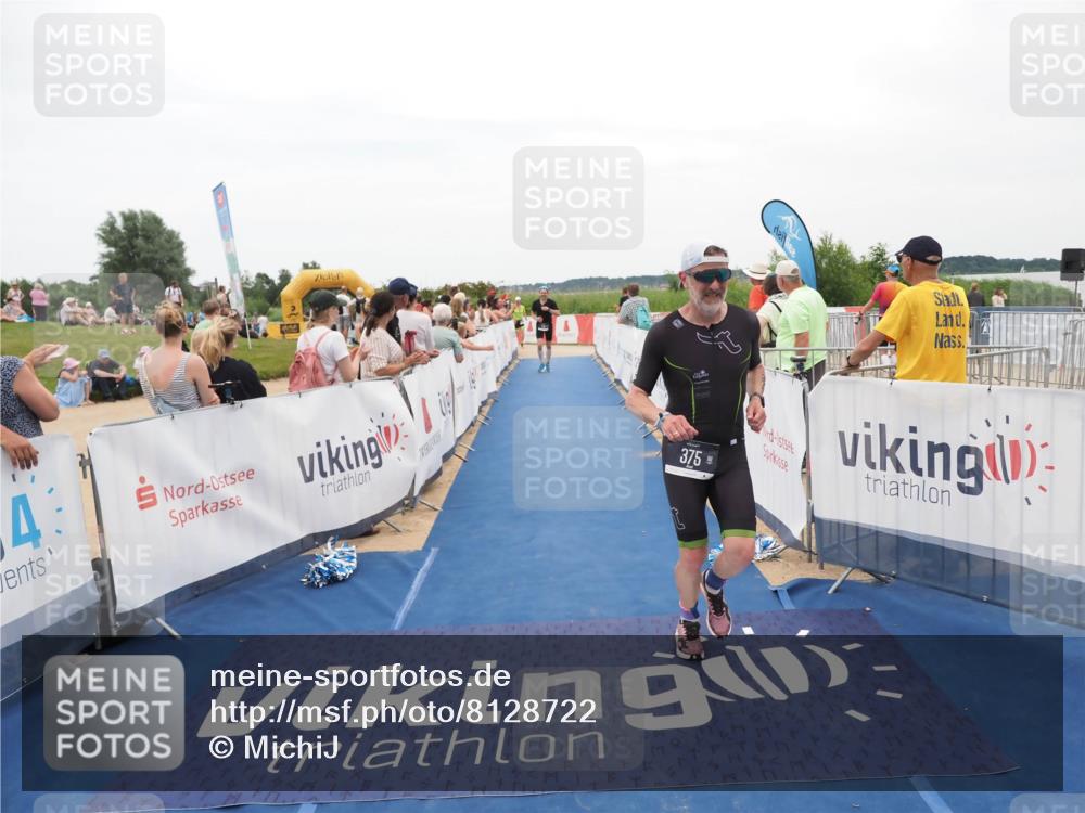 22.06.2025 - Viking Triathlon MichiJ http://msf.ph/oto/8128722 22.06.2025 15:27:10 Ziel 370, 375 meine-sportfotos.de