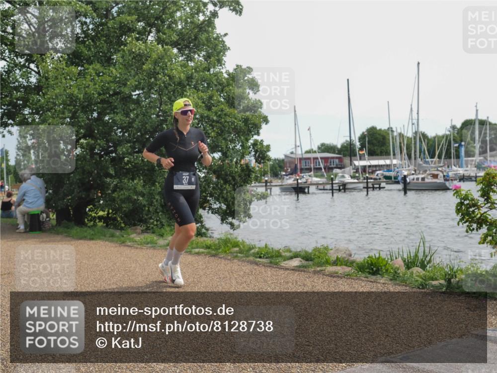 22.06.2025 - Viking Triathlon KatJ http://msf.ph/oto/8128738 22.06.2025 13:54:12 Laufen 37, 350 meine-sportfotos.de