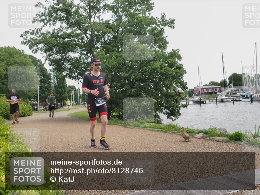 22.06.2025 - Viking Triathlon KatJ http://msf.ph/oto/8128746 22.06.2025 15:38:38 Laufen 133 meine-sportfotos.de