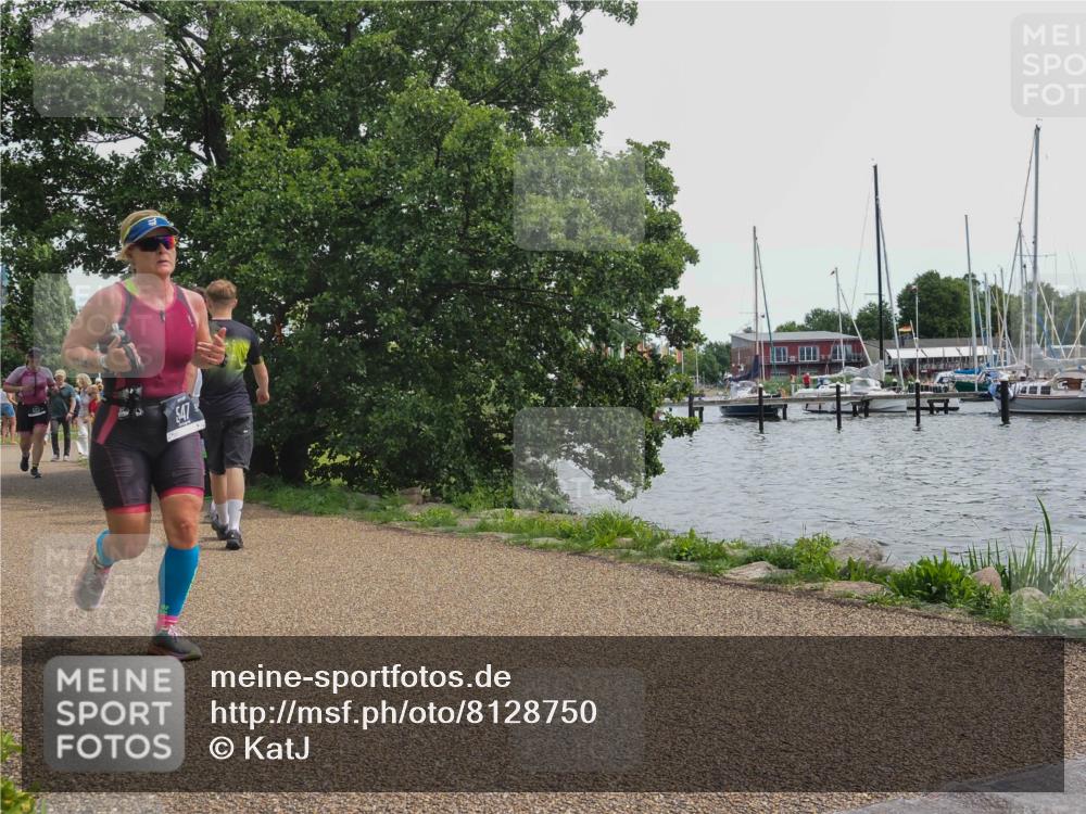 22.06.2025 - Viking Triathlon KatJ http://msf.ph/oto/8128750 22.06.2025 13:54:25 Laufen 547 meine-sportfotos.de