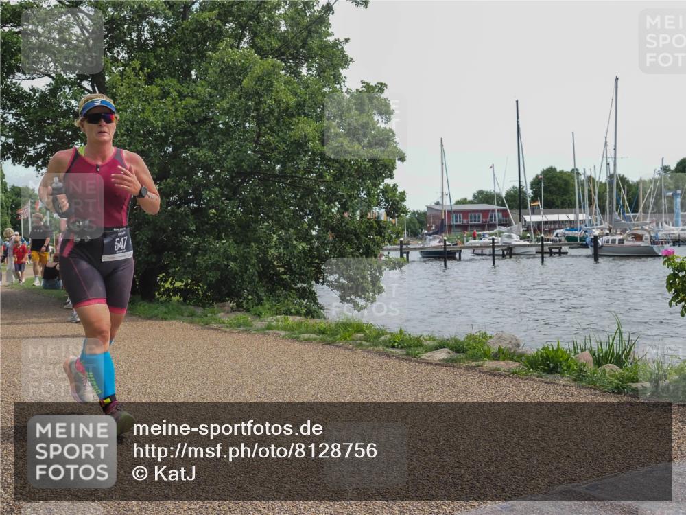 22.06.2025 - Viking Triathlon KatJ http://msf.ph/oto/8128756 22.06.2025 13:54:25 Laufen 547 meine-sportfotos.de