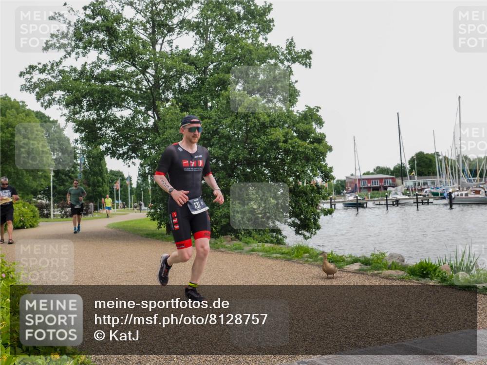 22.06.2025 - Viking Triathlon KatJ http://msf.ph/oto/8128757 22.06.2025 15:38:38 Laufen 133 meine-sportfotos.de